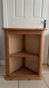 Wooden corner shelves