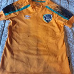 Rep of Ireland away jersey 2021/2022