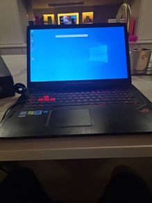 Asus RogStrix Gaming Laptop 17"