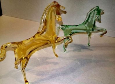 2 elegant Murano horses one is uranium