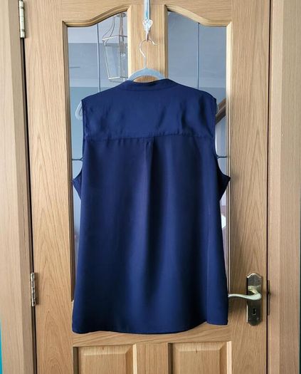 M&S navy sleeveless blouse, Size 24