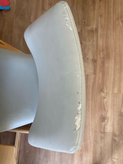 Free Dining Table