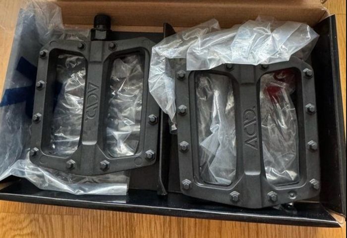 Acid Pedals Flat C3-zp Mtb Pedals Brand New