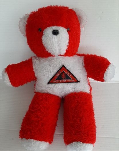 vintage man United teddy and cap and armbands from early 80,s