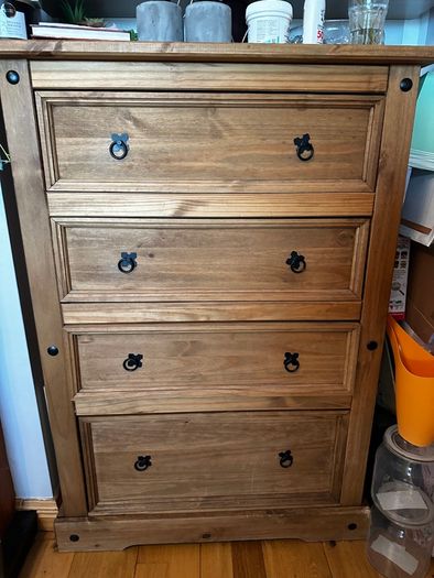Living Room/Bedroom Chest of Drawers