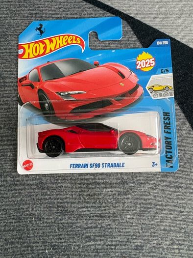 Hot Wheels 1/64 Ferrari 5 pack and basic one.