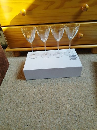wine glasses
