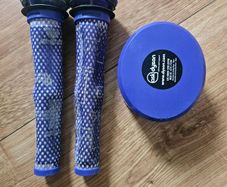 Dyson V8 filters