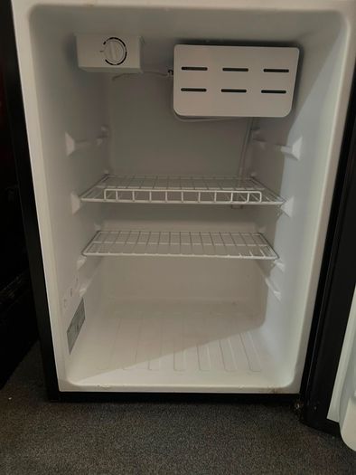 Powerpoint mini fridge