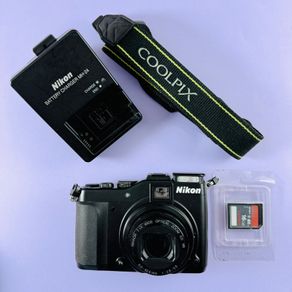 Nikon Coolpix P7000