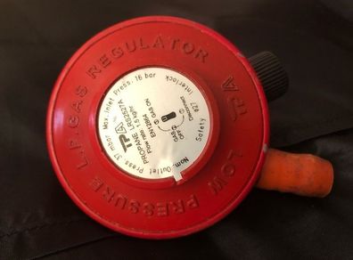 Gas regulator