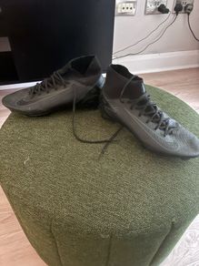 nike football boots size 6