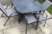 Outdoor table and chairs