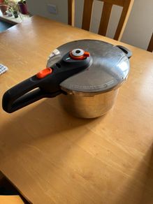 pressure cooker tefal 6L