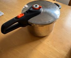 pressure cooker tefal 6L