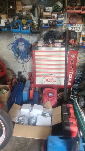 Broken lawnmowers and other tools wanted for parts. Lawnmower servicing also available!