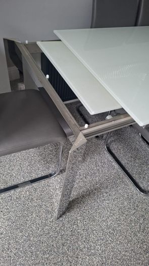 calligaris dining table & chairs
