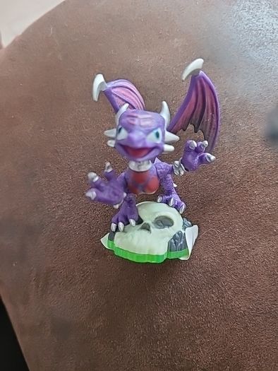 SKYLANDERS   Postage Available