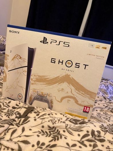 PS5 Slim Limited Edition  Disc Version 1 TB
