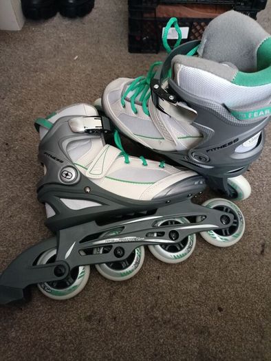 Roller, never used.