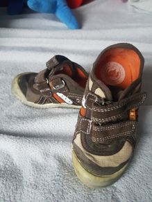 Kids Size 4 .trainers  Open To Reasonable  Offers
