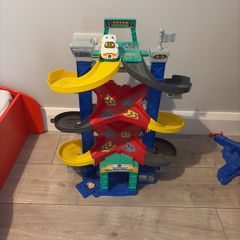 vtech toot toot car garage