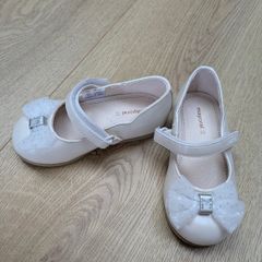 Mayoral shoes size 22 (UK 5.5)