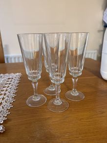 prosecco glasses x 4