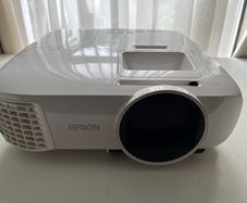 Epson Eh-tw5700 Projector As New