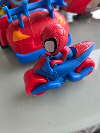 spiderman motorbike / car