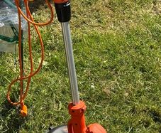 Grass Trimmer / Strimmer