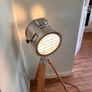 Tripod lamps Image 3
