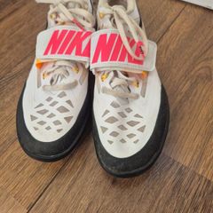 Nike throwing shoes  size 10