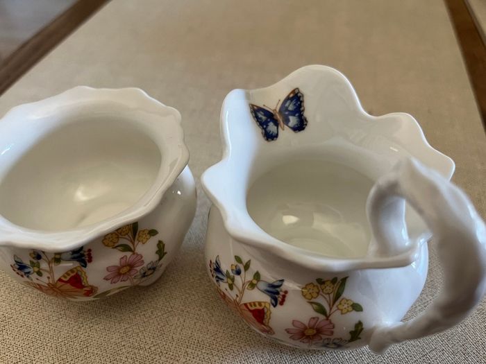 Aynsley Bone China Creamer & Sugar Bowl