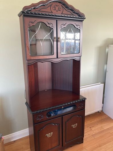 Free :Lovely Corner unit . Hardwood