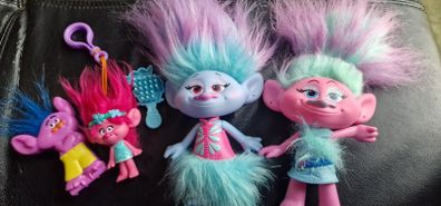 4 Cute trolls