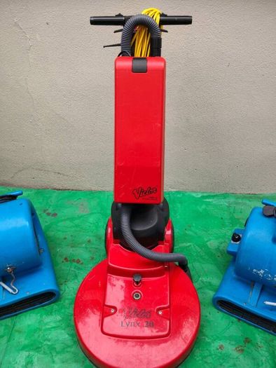Floor high speed buffer