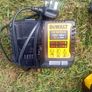 DeWalt 18v 4Ah Impact and Drill (Barely Used) Image 6