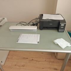 glasstop desk