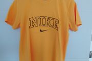 New.boy's NIKE t-shirt. size S/M