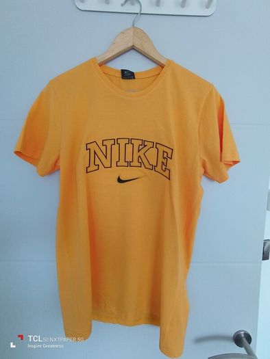 New.boy's NIKE t-shirt. size S/M