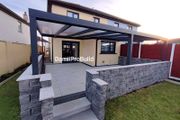 Aluminium pergola
