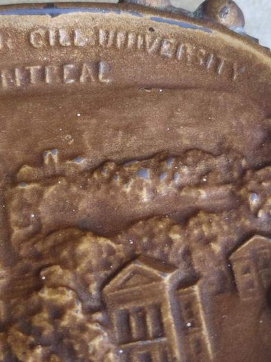 Made In France P Depose Cooper Effect Mount Royal On The Cile University Montreal Souvenir Ashtray