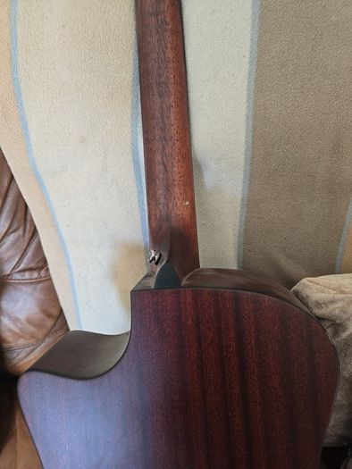 12 string Guitar with built-in pickup