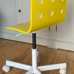 Ikea children's swivel desk chair