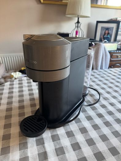 Nespresso Vertuo Next Machine