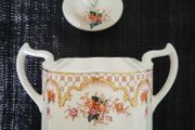 Lovely Lidded Mason's "Grosvenor" Pot