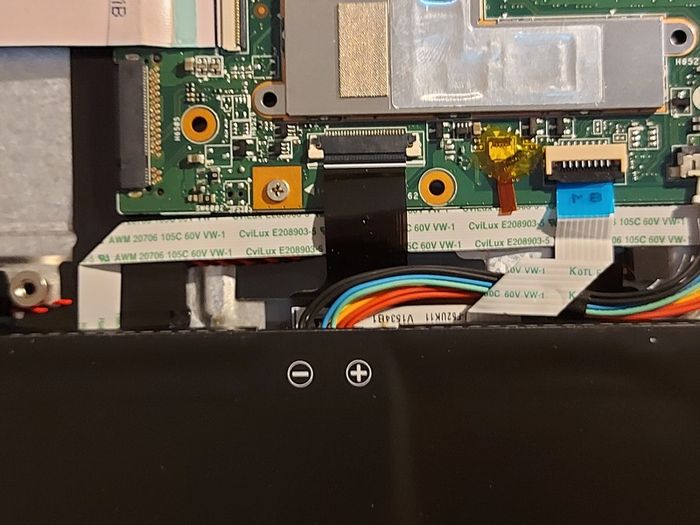 Acer Aspire R14, in excellent cosmetic condition, for parts or repair, No SSD or RAM, everything else is good