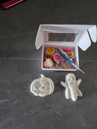 Halloween craft kits