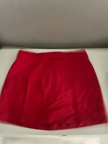Red skirt